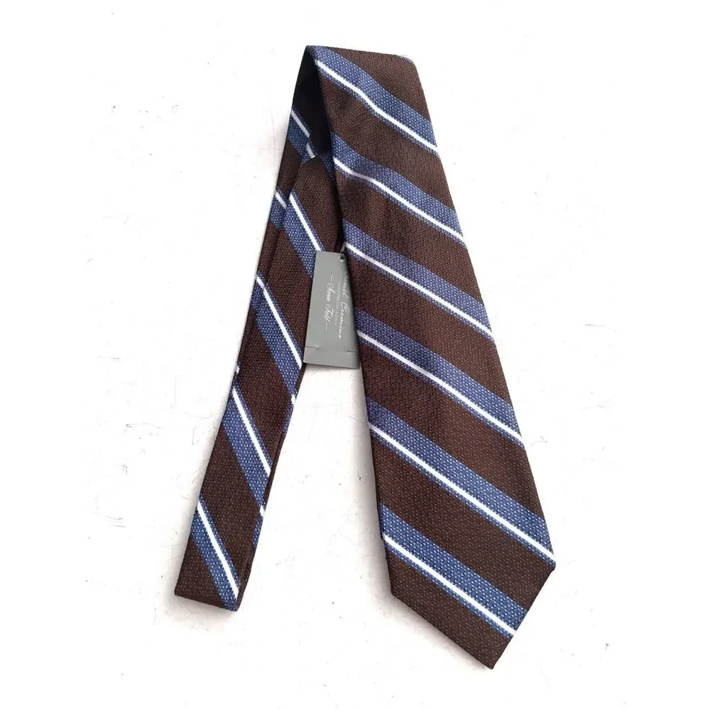 Daniel Cremieux this listing